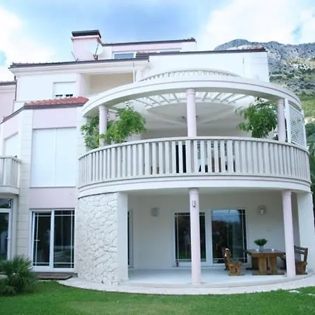 Lägenhet Romana Omiš